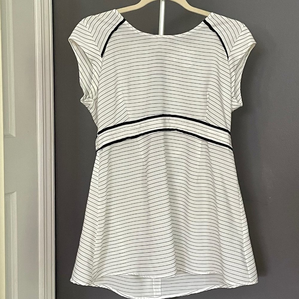 2-for-1 Motherhood Maternity Short Sleeve Blouses